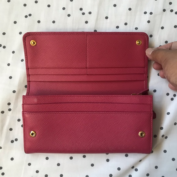 Prada wallet - Picture 7 of 9